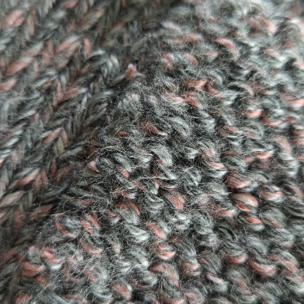 Knitted tablet sleeve